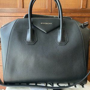 Givenchy Medium Antigona Sugar Goatskin